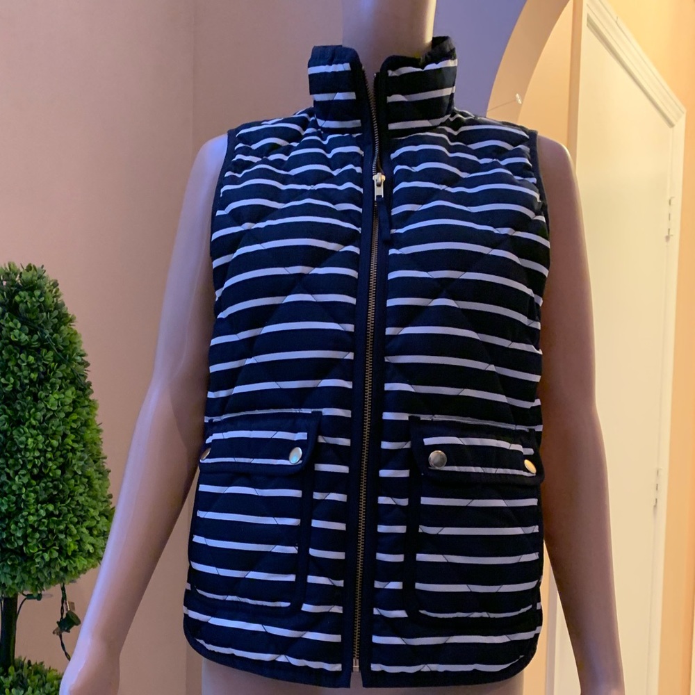 NWOT / J Crew Sleeveless Coat